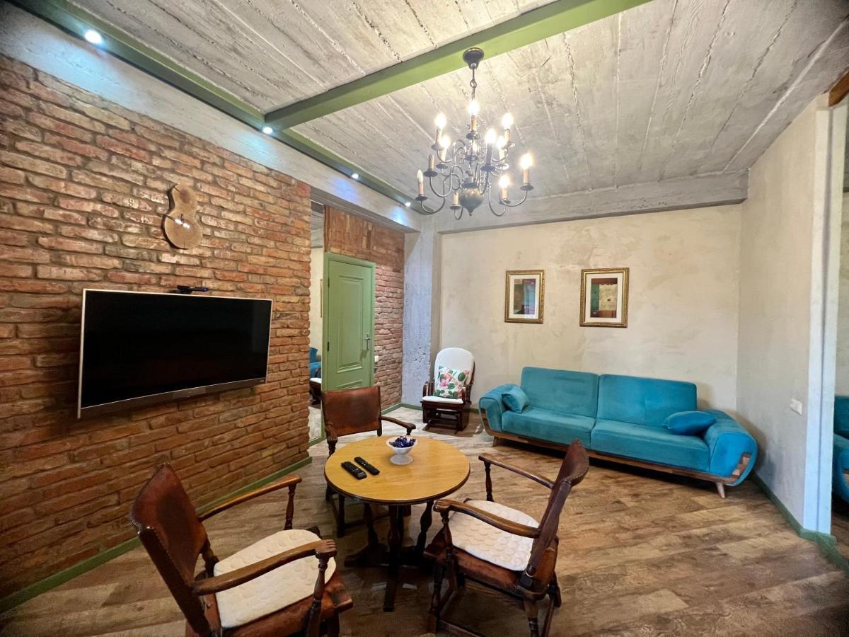T2&T3 Apartments Levanto Тбилиси Екстериор снимка