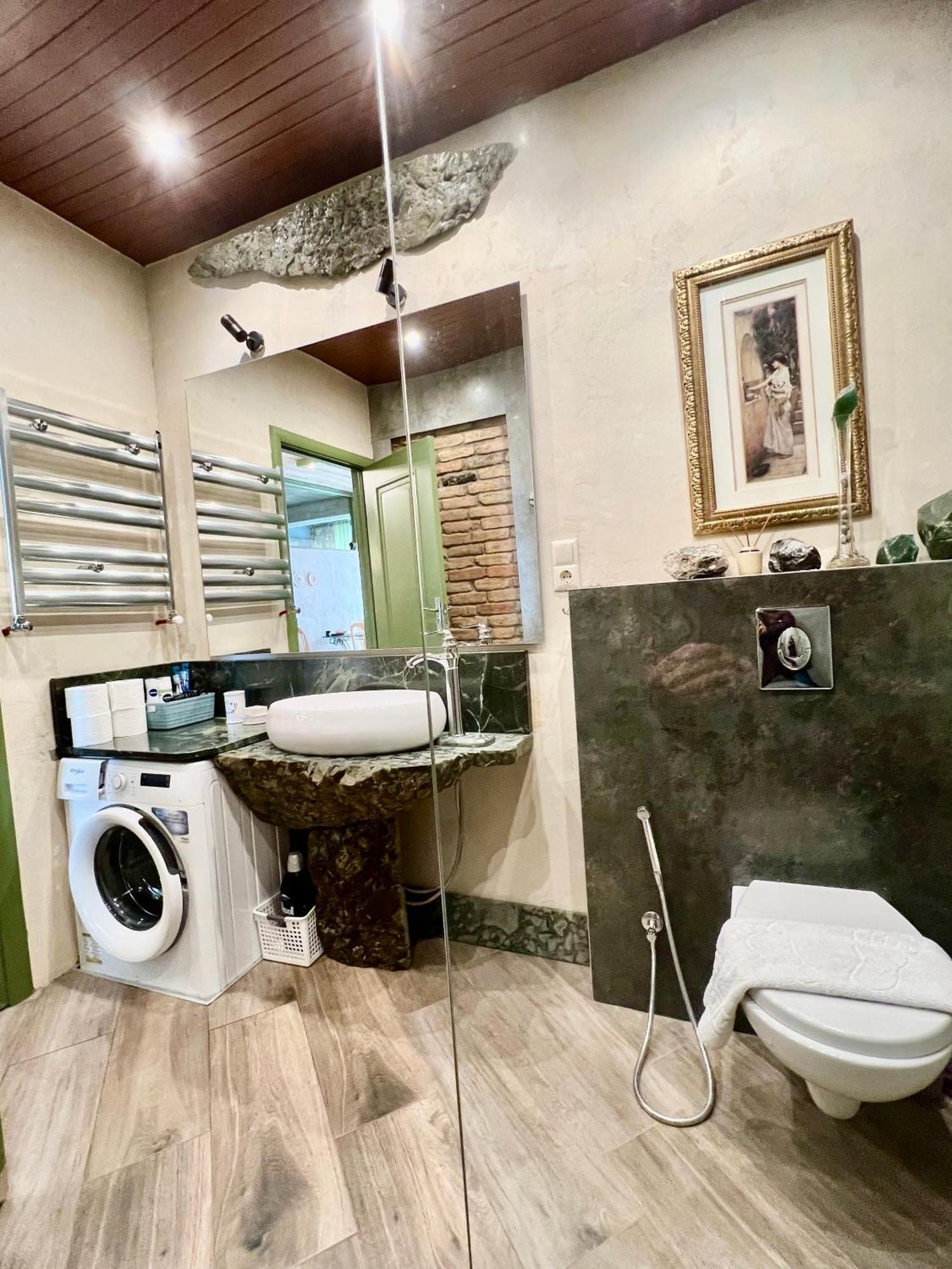 T2&T3 Apartments Levanto Тбилиси Екстериор снимка