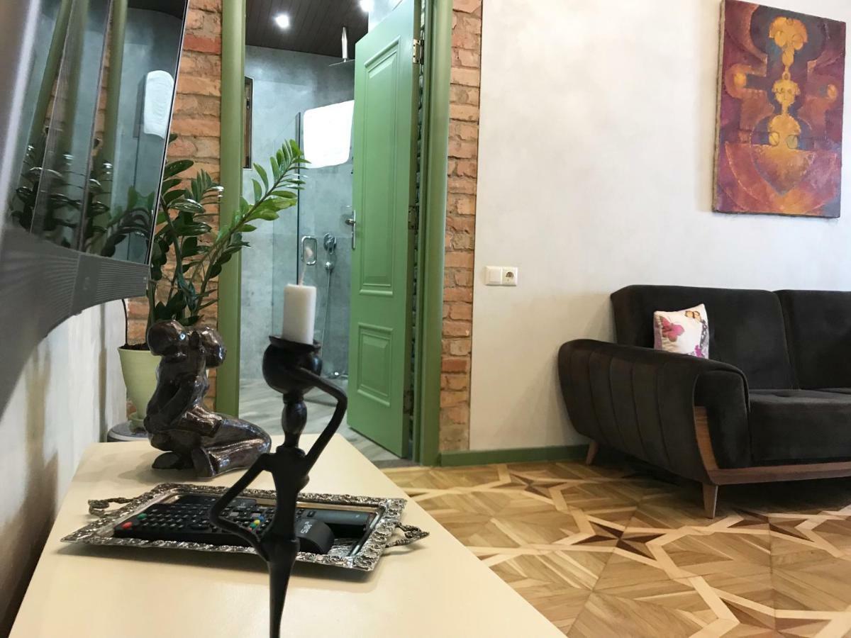 T2&T3 Apartments Levanto Тбилиси Екстериор снимка
