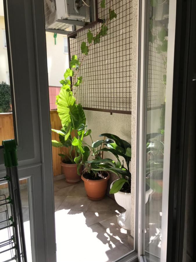 T2&T3 Apartments Levanto Тбилиси Екстериор снимка